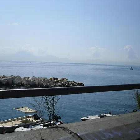 Vesuvio Bed & Breakfast *