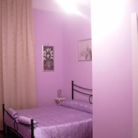 Bed & Breakfast Vesuvio Naples