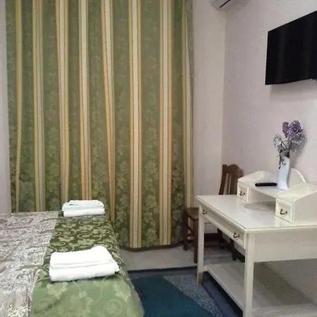 Bed & Breakfast Vesuvio Naples